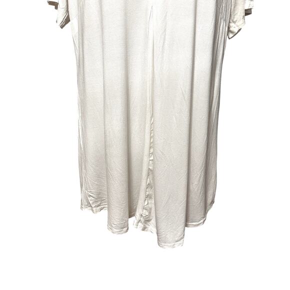 Avenue Short Sleeve Blouse Hi Low Split Back V-Neck Pleated Front White 16 NWT - Picture 4 of 10